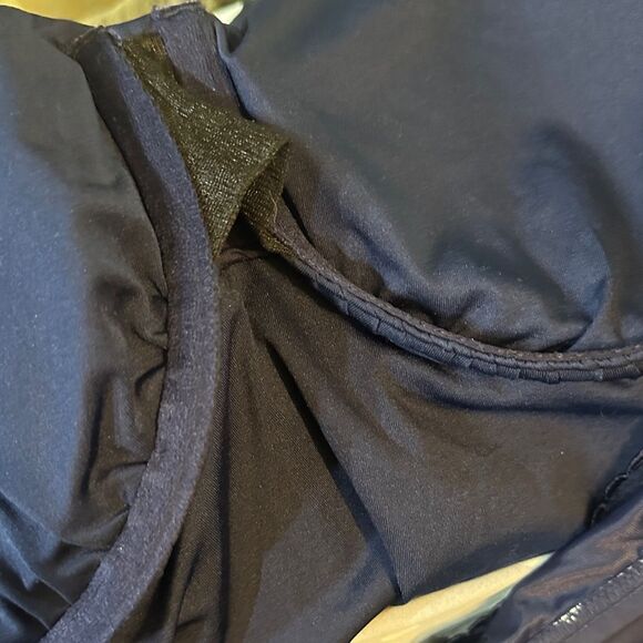 NWT Lands End Navy Polka Dot Women's Swim Top Size 14D - Picture 12 of 12